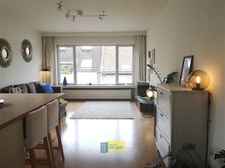 Gezellig 1-slaapkamer appartement centraal gelegen in een residentiële straat nabij allerlei winkels, openbaar vervoer en invalswegen. Dit...