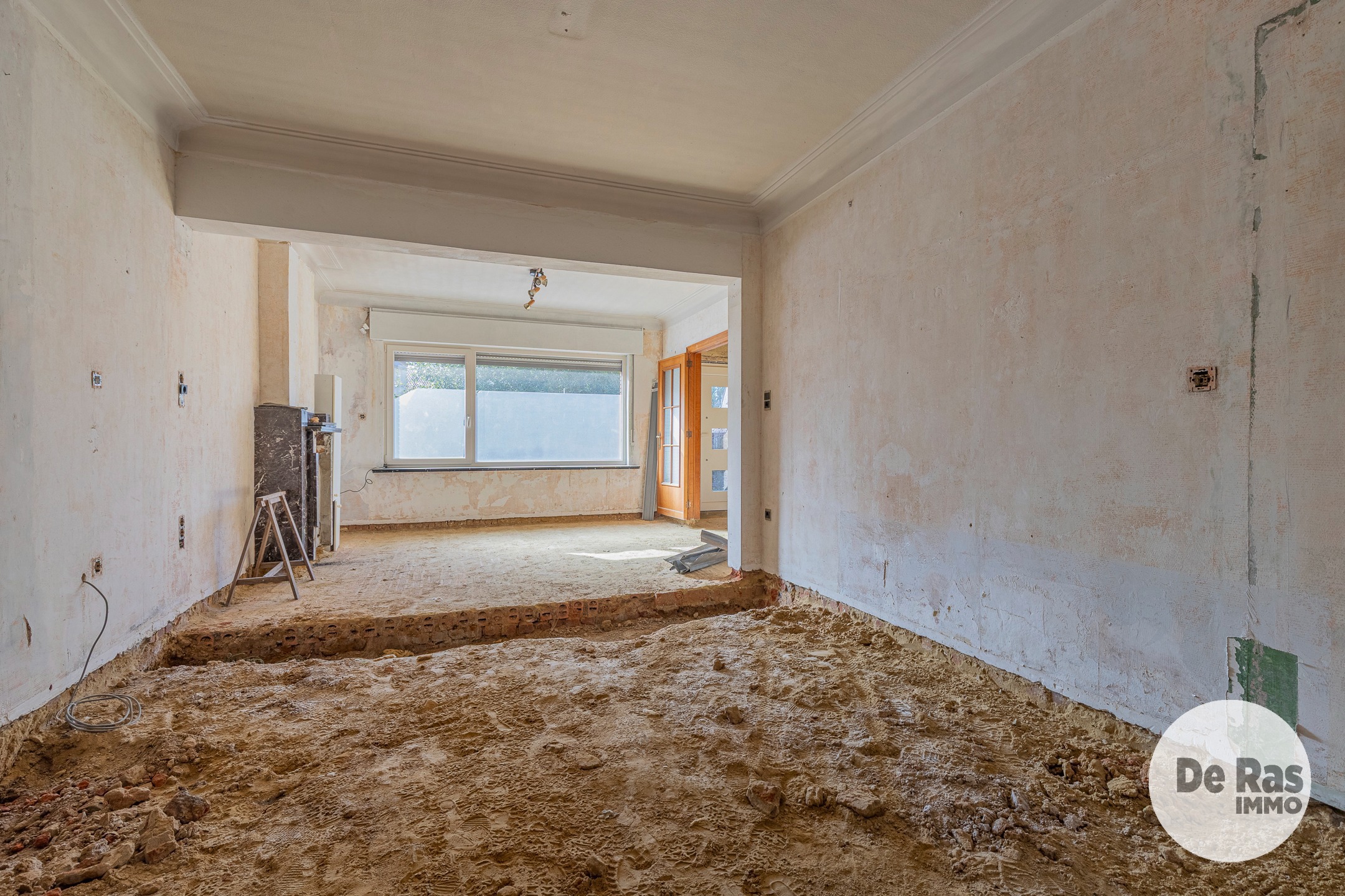 HAALTERT - Verder te renoveren woning met 4 kamers en tuin - foto 4