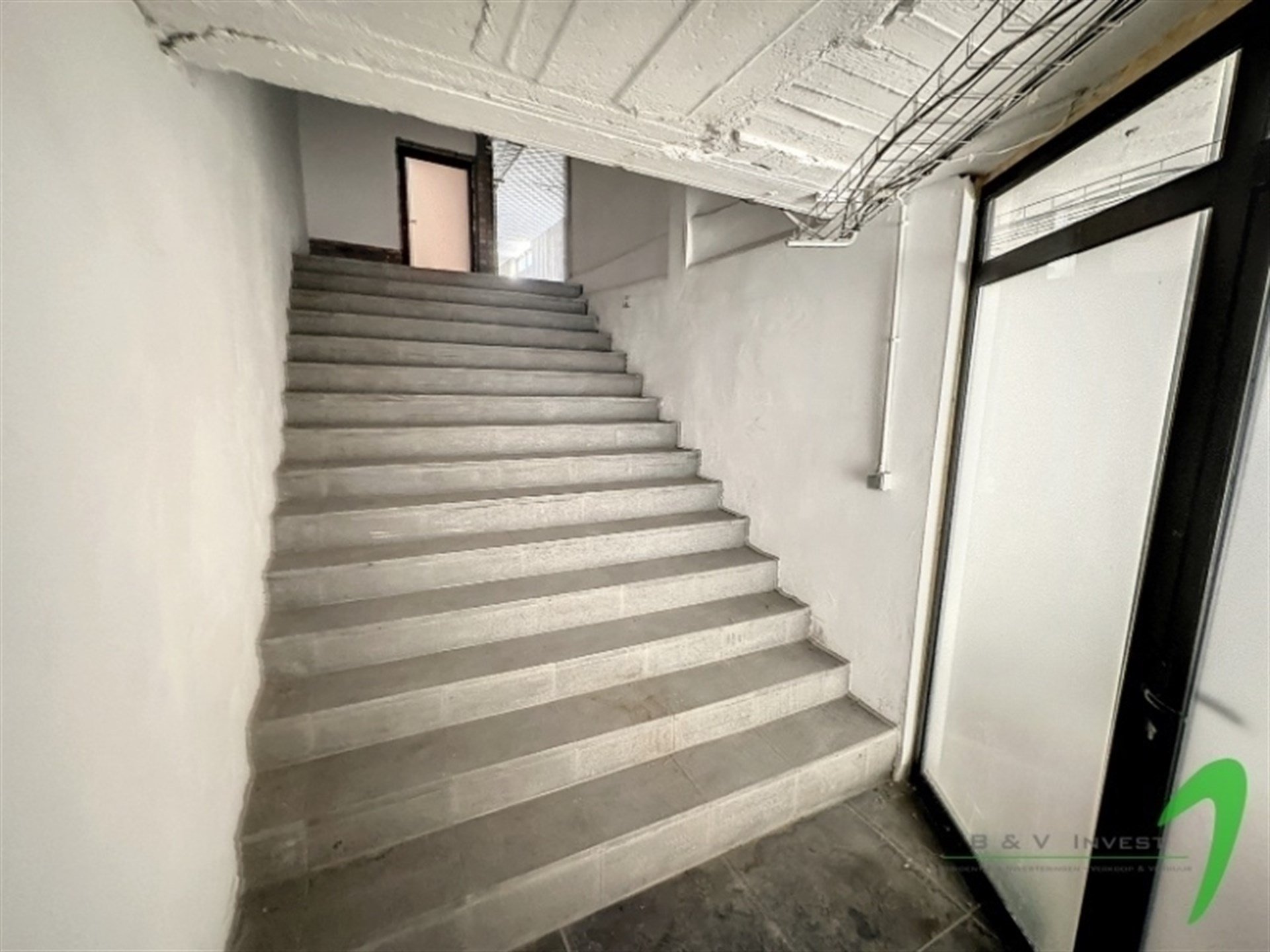 Unieke commerciële kans - Voormalige cinemazaal met ongelooflijke mogelijkheden - foto 5