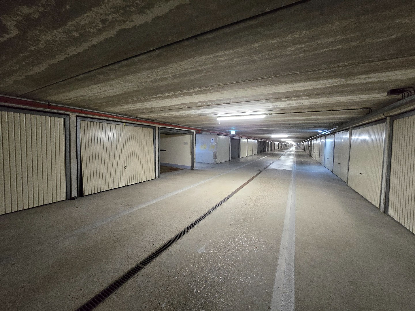 Garage box onder de Zeedijk te De Panne - foto 5