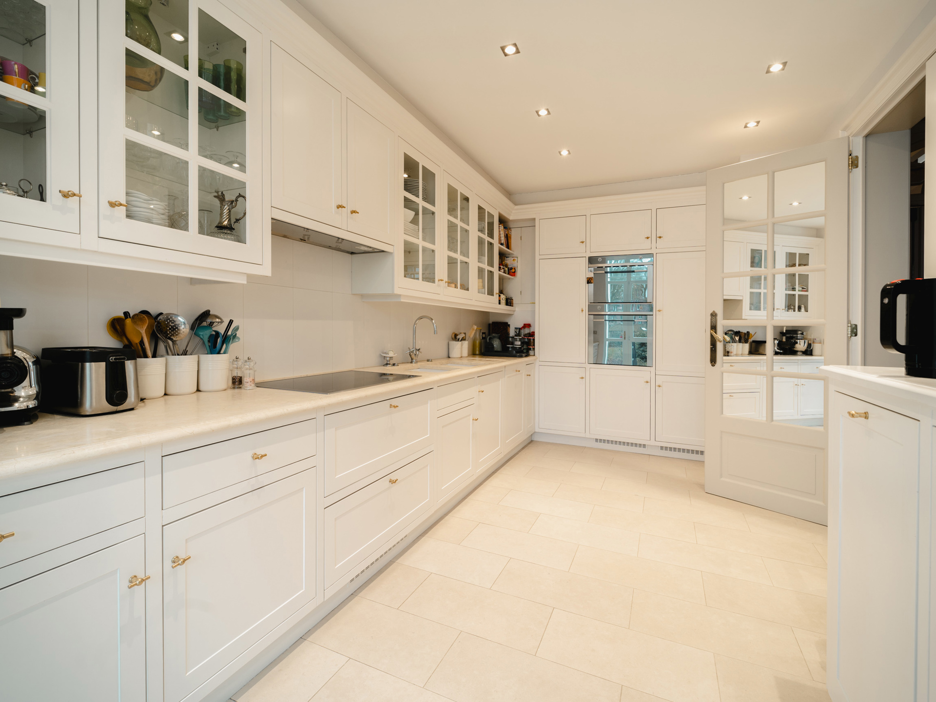 House for rent in Uccle with 6 bedrooms - photo 4