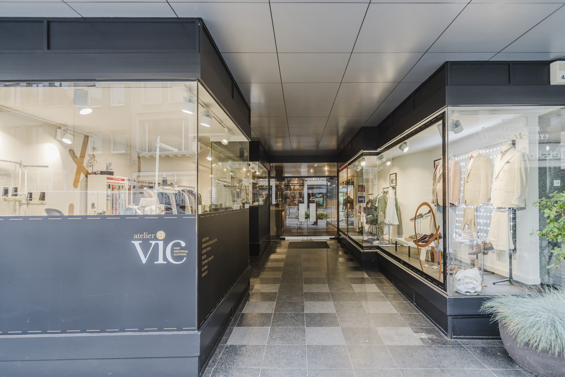 Commercieel handelsgelijkvloers op TOPLIGGING in hartje Kortrijk - foto 4