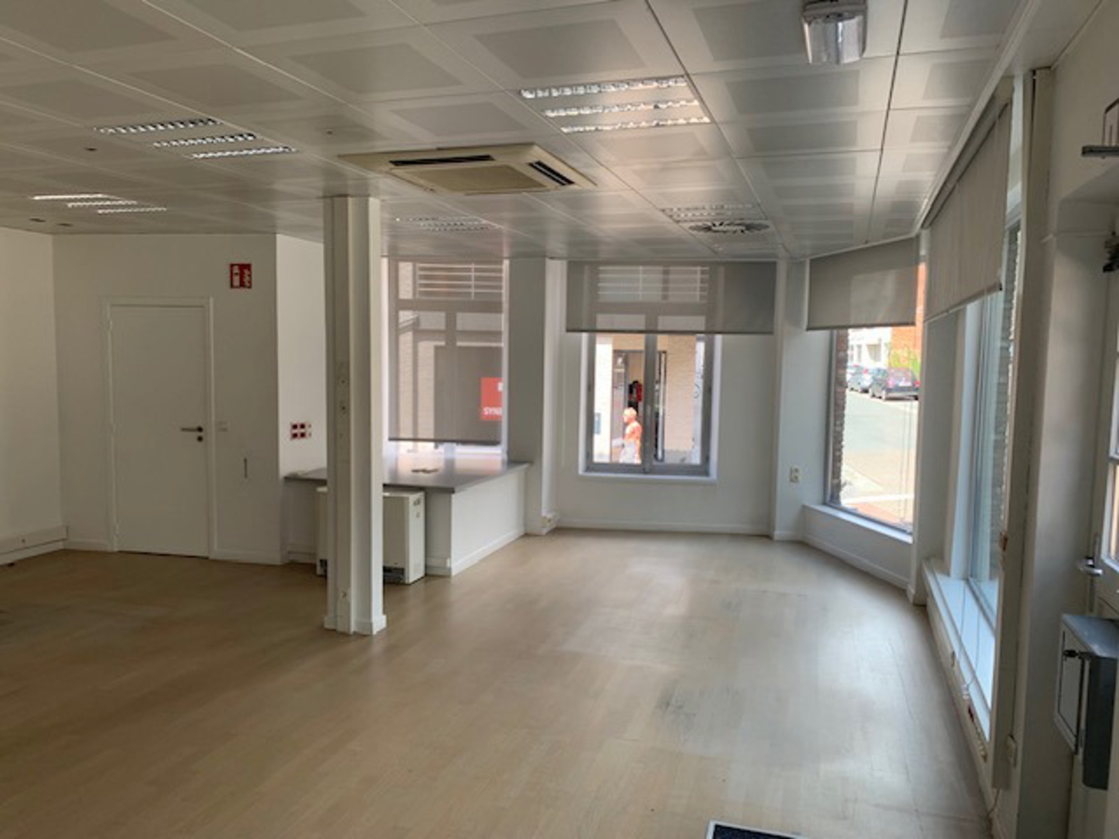 Commercial for rent in Wetteren - photo 4