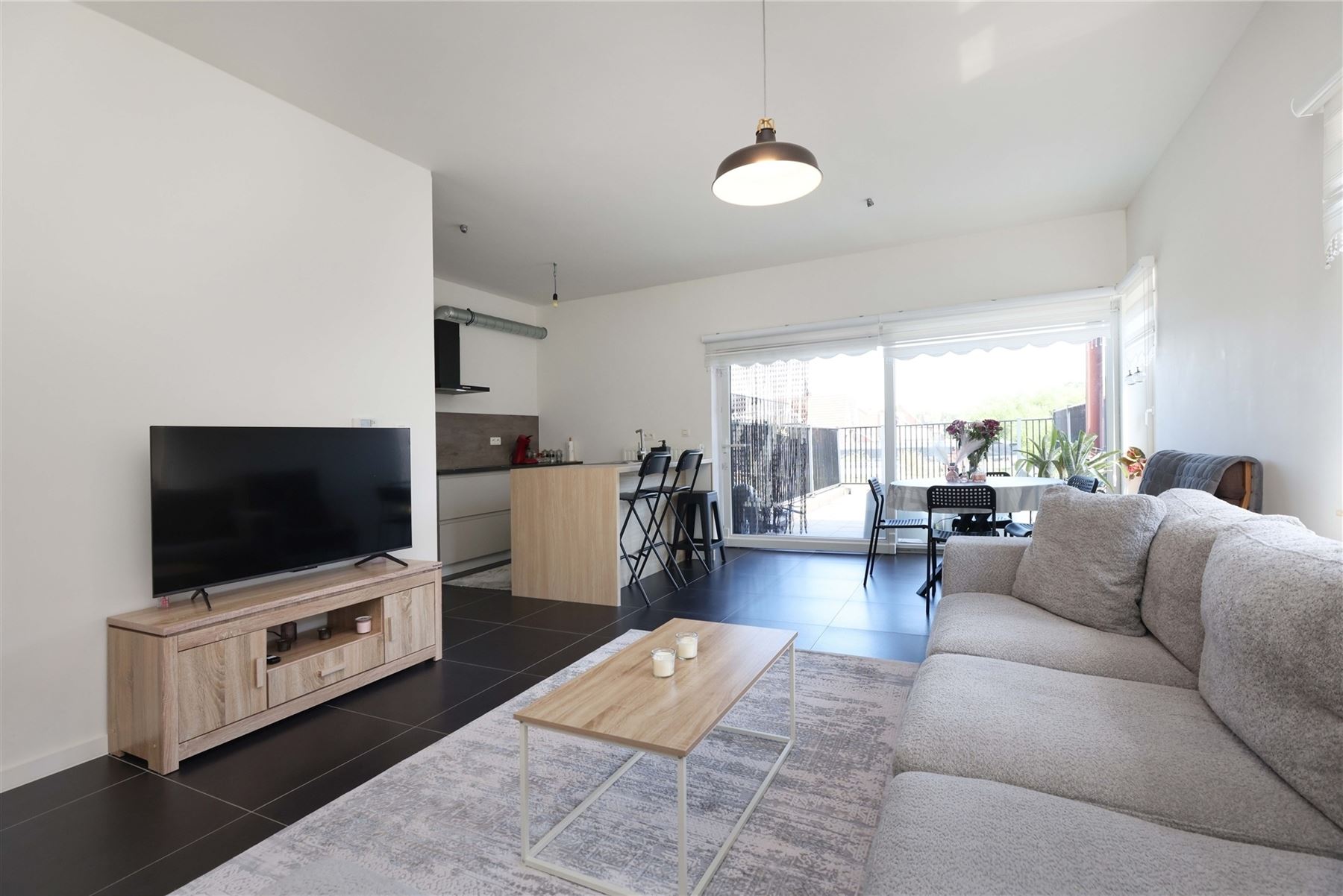 Energiezuinig modern appartement met ruim terras te Beringen - Opbrengsteigendom  - foto 2