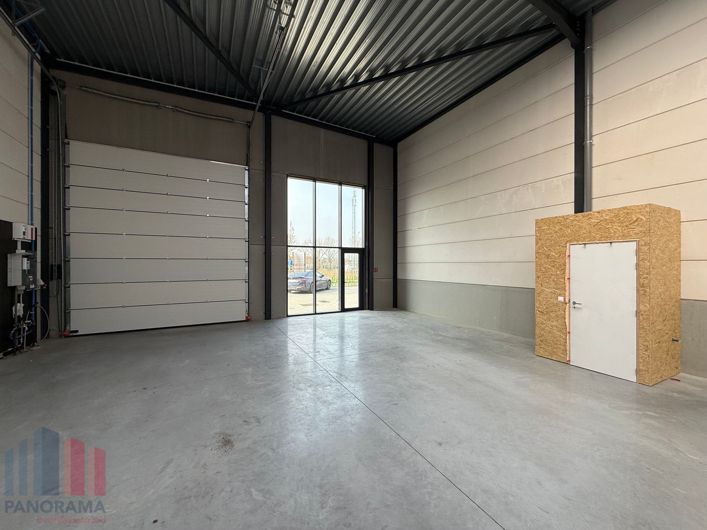 305 m² nieuwbouw KMO-unit met grote raampartijen - photo 4