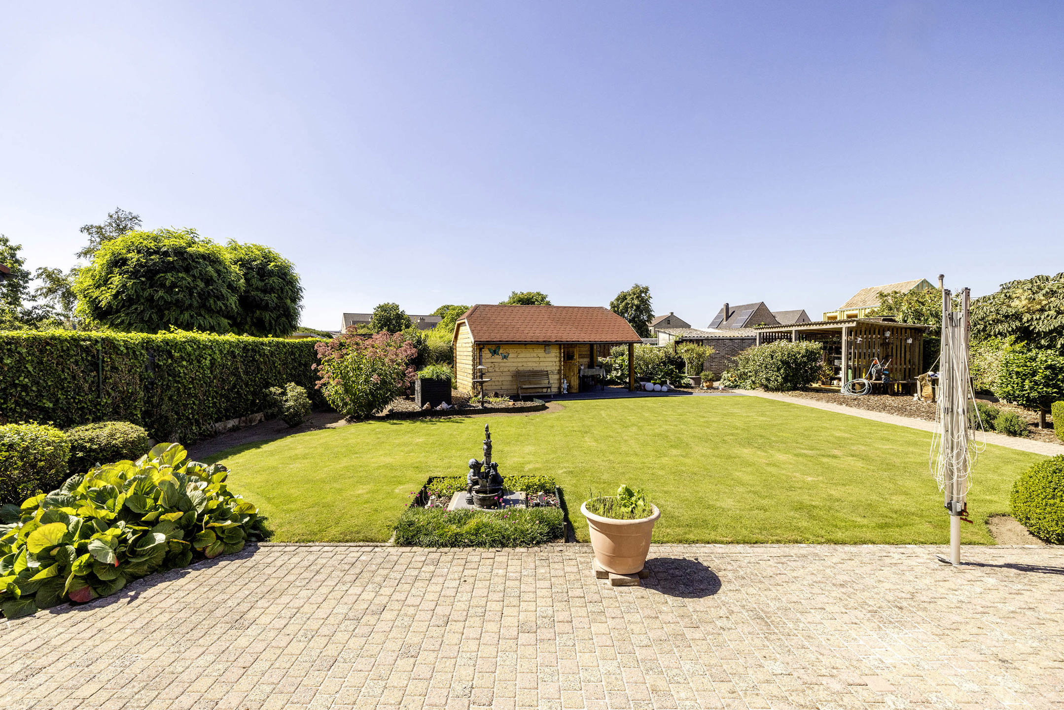 Instapklare, rustig gelegen woning op perceel van 756 m²! - foto 3