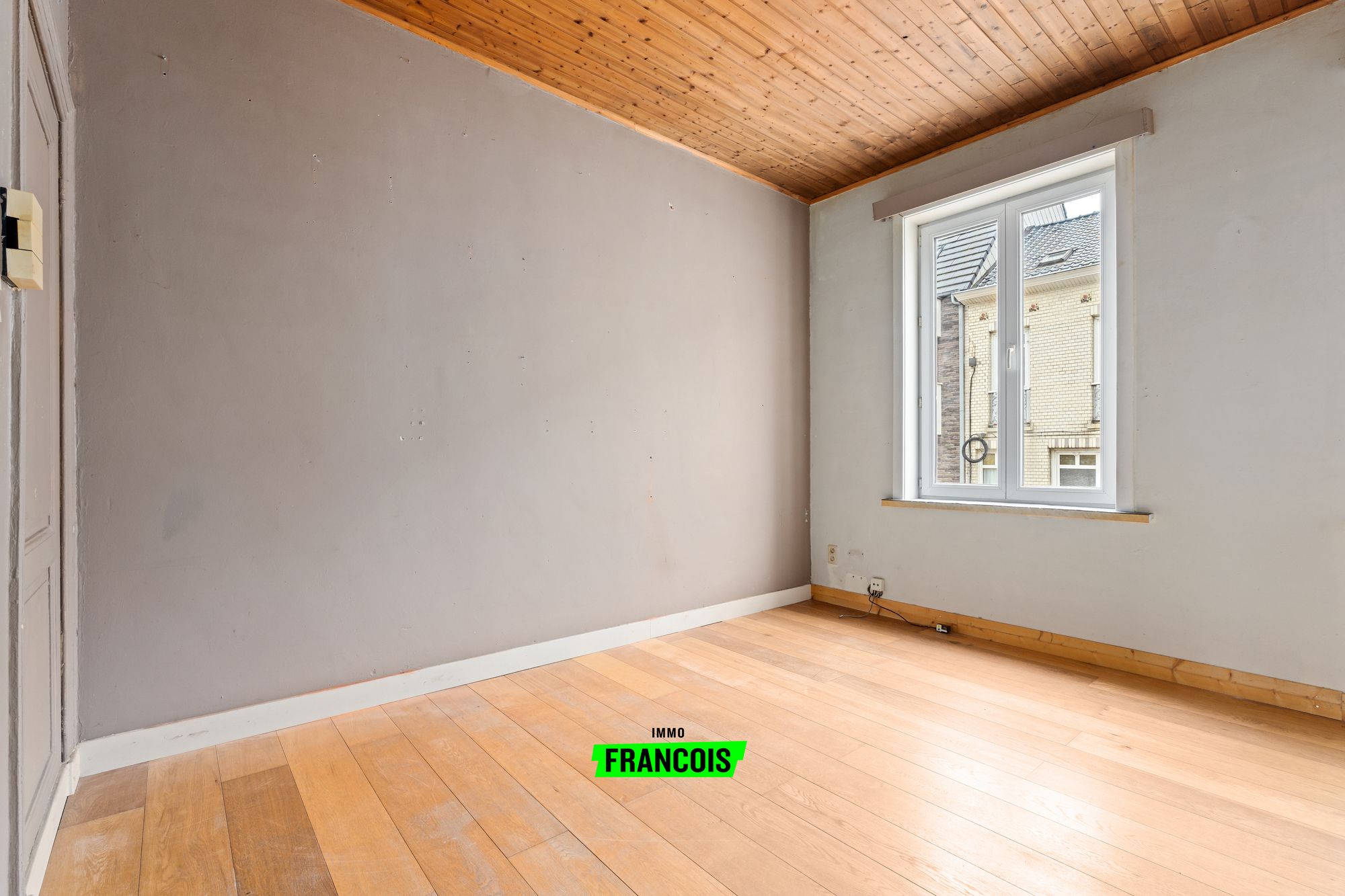 Duplexappartement met renovatiepotentieel op topligging nabij jachthaven in Blankenberge - foto 5