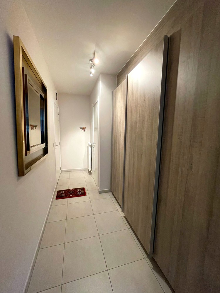 2 bedroom apartment close to many amenities - photo 2