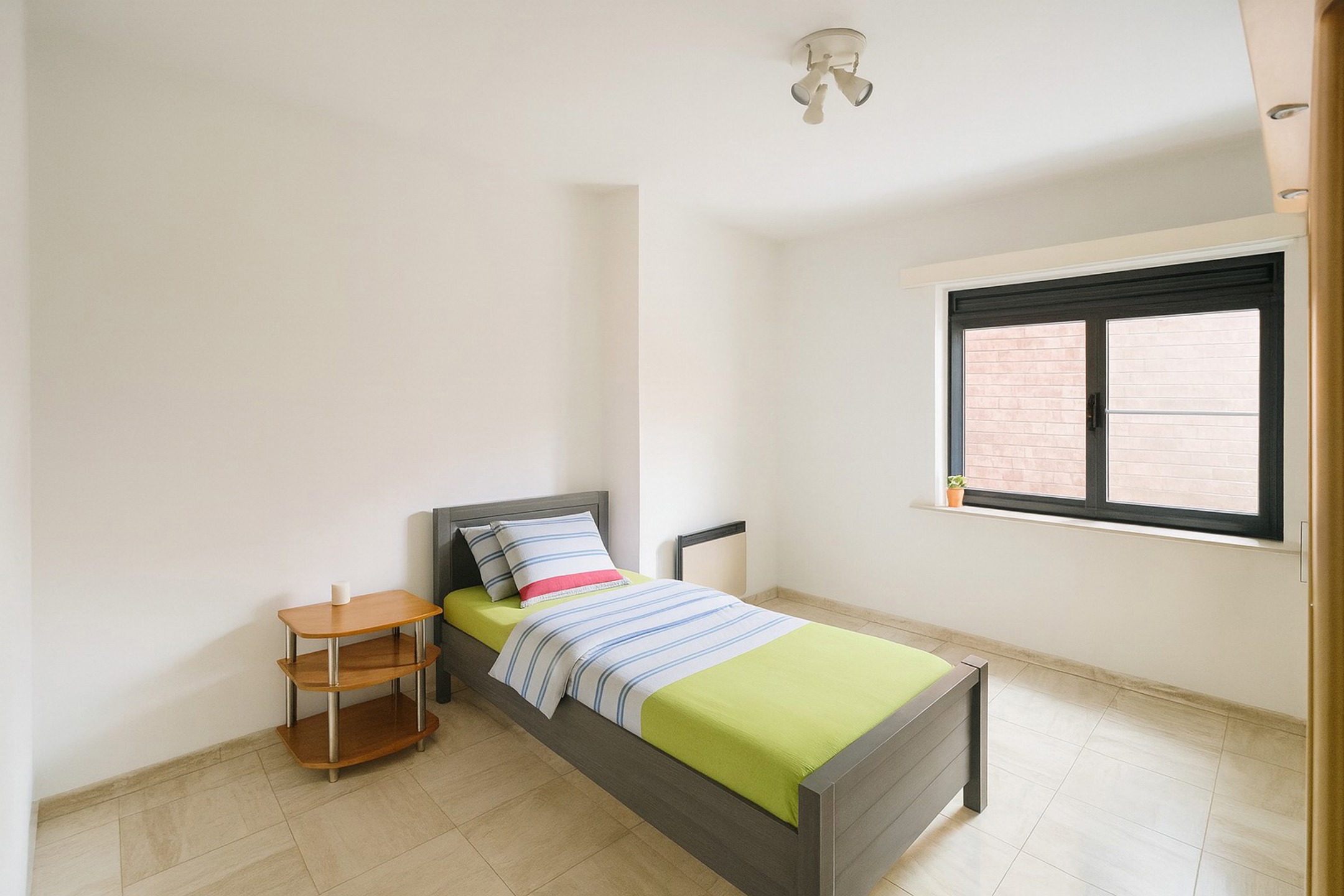 Appartement aan de MARKT met 2 slaapkamers en terras.  - foto 4