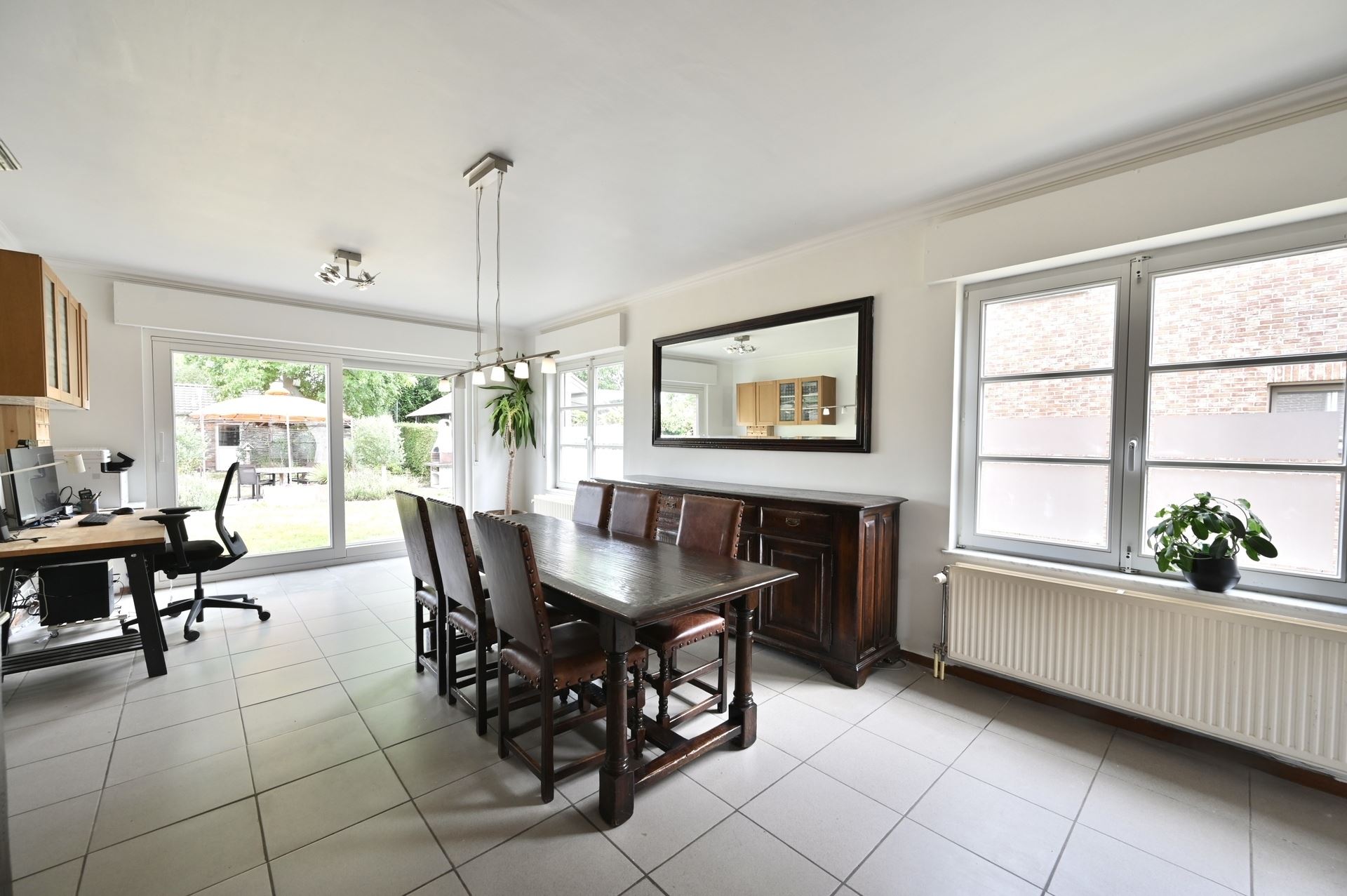 Statige landelijke woning met 4 slaapkamers op toplocatie – instapklaar en uitstekend gelegen - foto 4