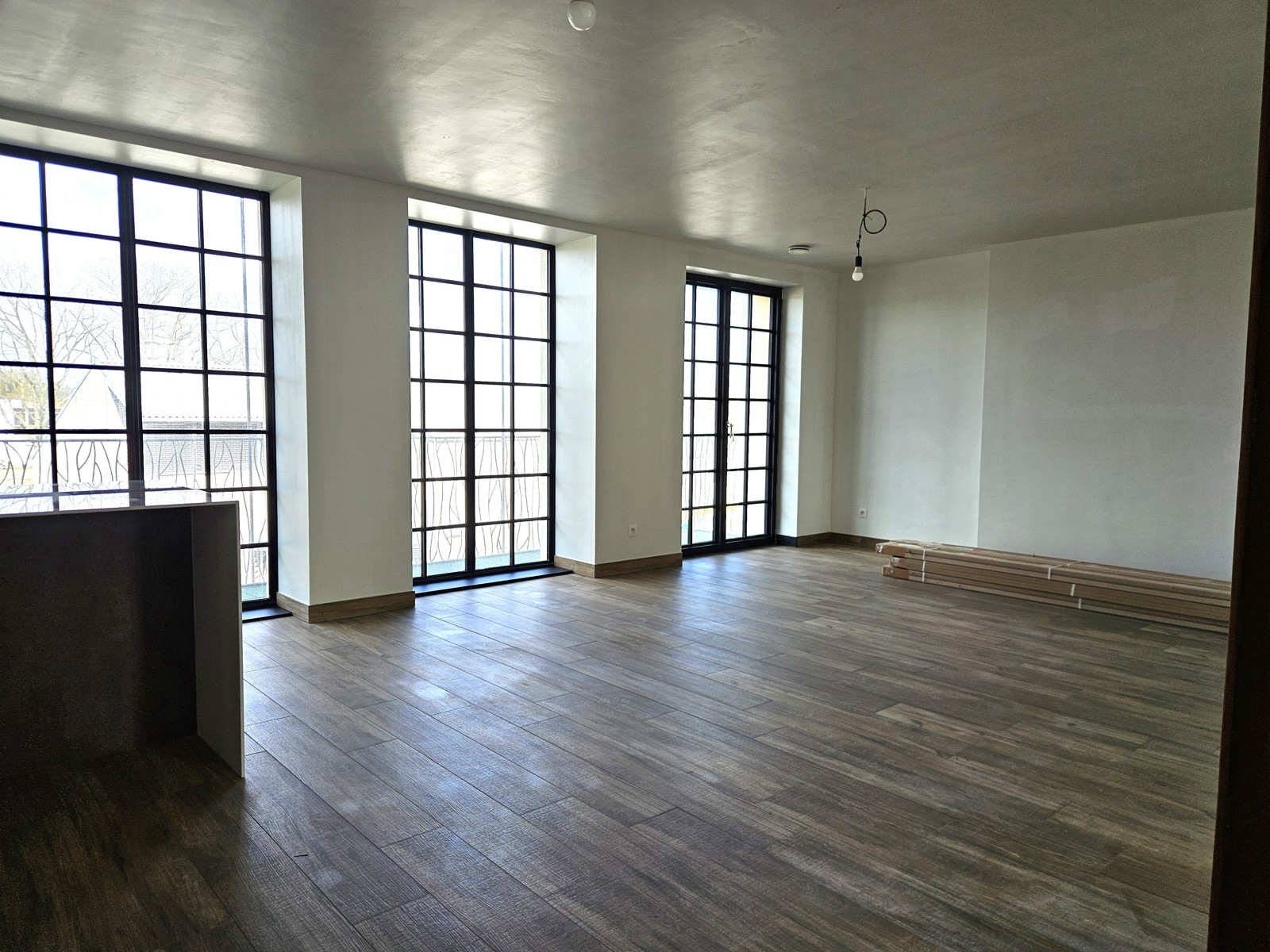 Stijlvol gerenoveerd appartement met zicht op het kanaal - foto 5