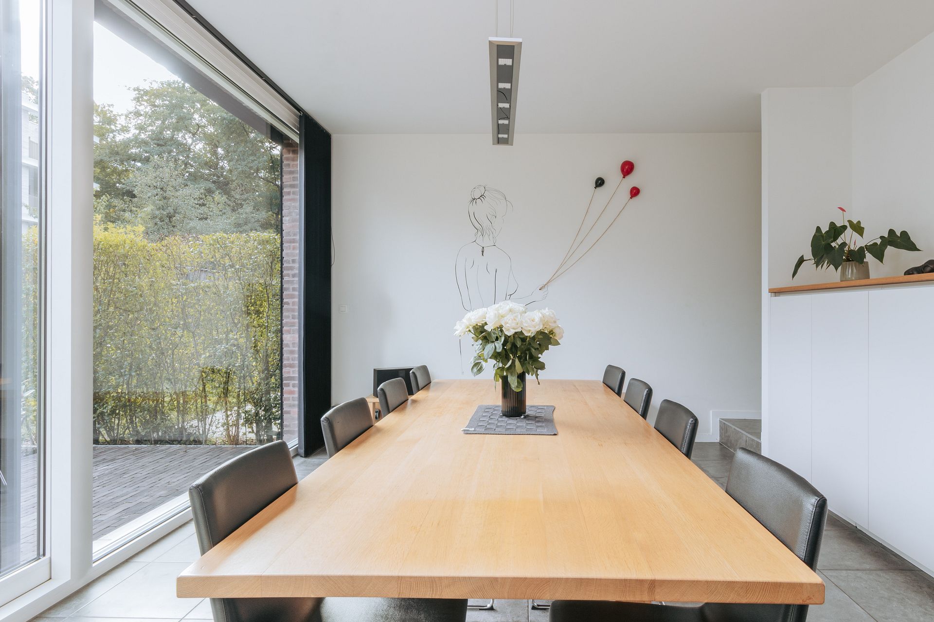 Instapklare gezinswoning met tuin in hartje Boechout - foto 3