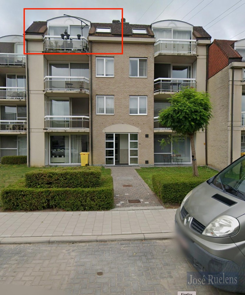 Tof 2-slaapkamer dakappartement met terras en garagebox - foto 1