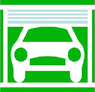 Ondergrondse garagebox (nr. 92) te huur op jaarbasis, centraal gelegen onder het Europaplein te Oostduinkerke.<br />€1650/jaar. Beschikbaar vanaf 28/09/2026.