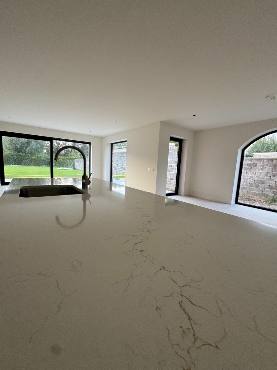 Ruime en moderne nieuwbouwwoning te huur in Klein Sinaai - foto 4