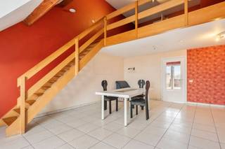 Le moyen le plus rapide pour visiter cet appartement ? Demandez votre visite via le bouton rouge de notre site Web (www.dewaele.com) et vous...