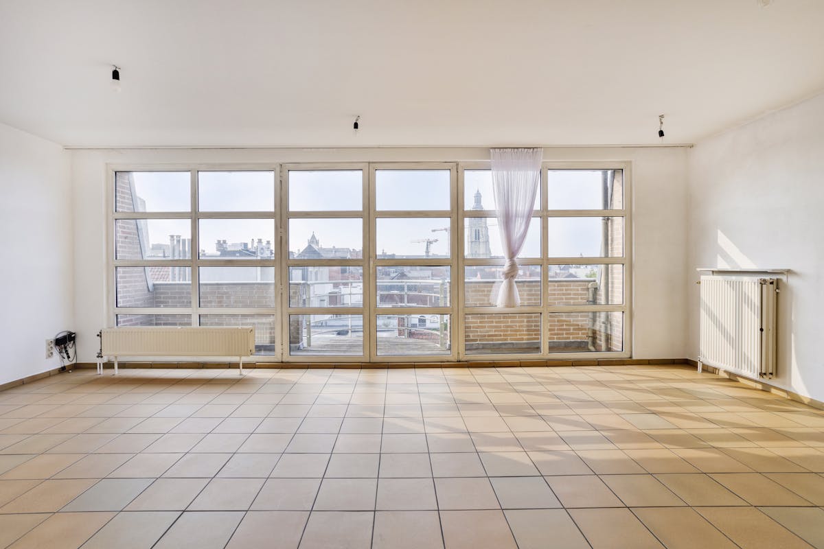 Instapklaar energiezuinig appartement met 3 slaapkamers in hartje Roeselare - foto 2