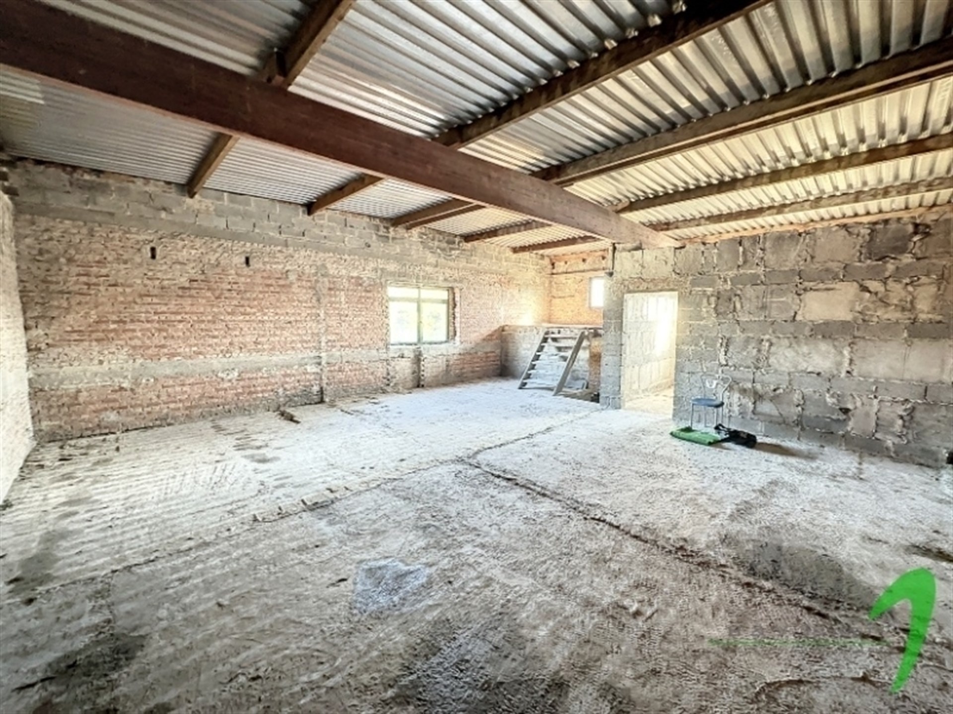 Unieke commerciële kans - Voormalige cinemazaal met ongelooflijke mogelijkheden - foto 2