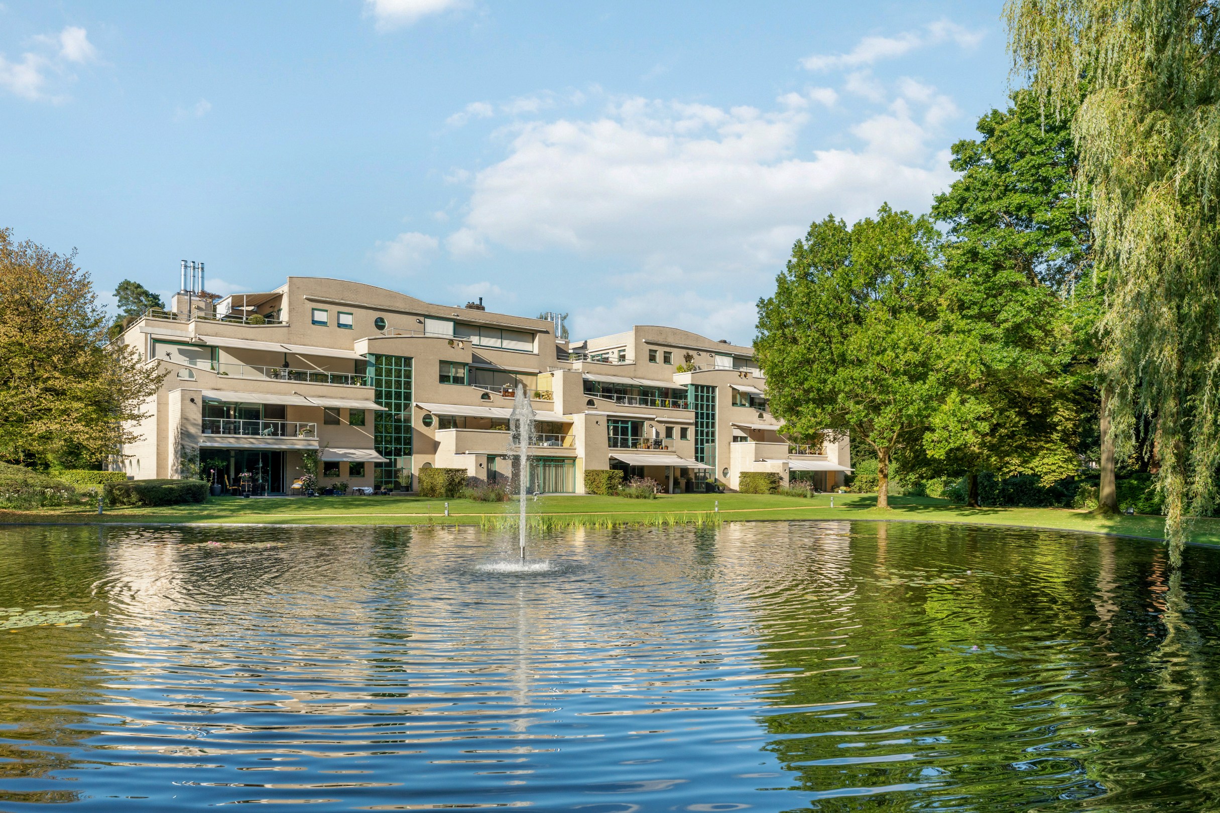 Exclusief appartement te koop in Residentie “De Dennen” met 3 slaapkamers en 2 badkamers - foto 2