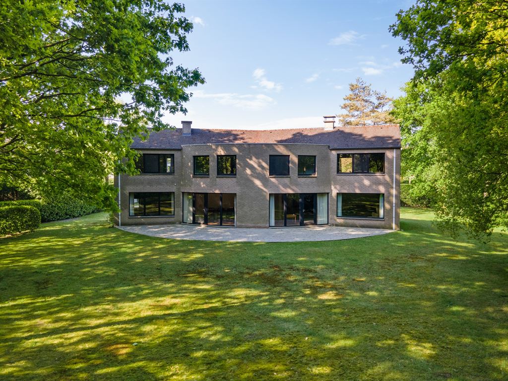 Villa met een unieke ligging op ca. 3.700m² te Halle-Zoersel - foto 1