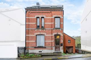 Contact : Maxime Van den Abbeele : 0494/05.23.55 - maxime.v@weinvest.be Votre agence We Invest Charleroi & en Fagne vous présente aujourd'hui...