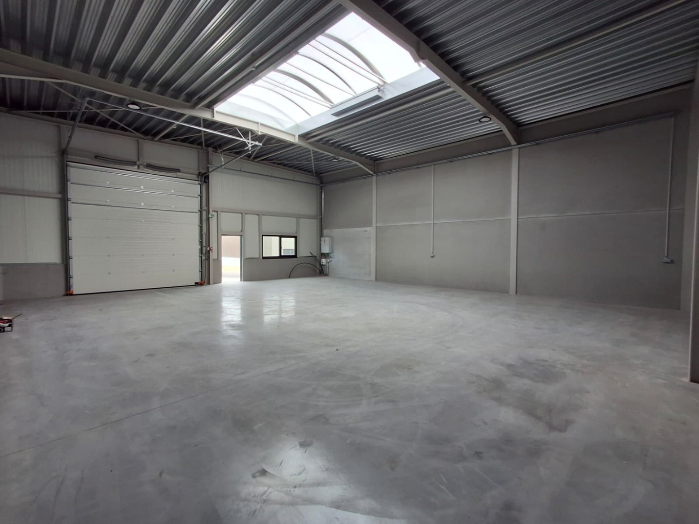 Commercial for rent in Tielt
