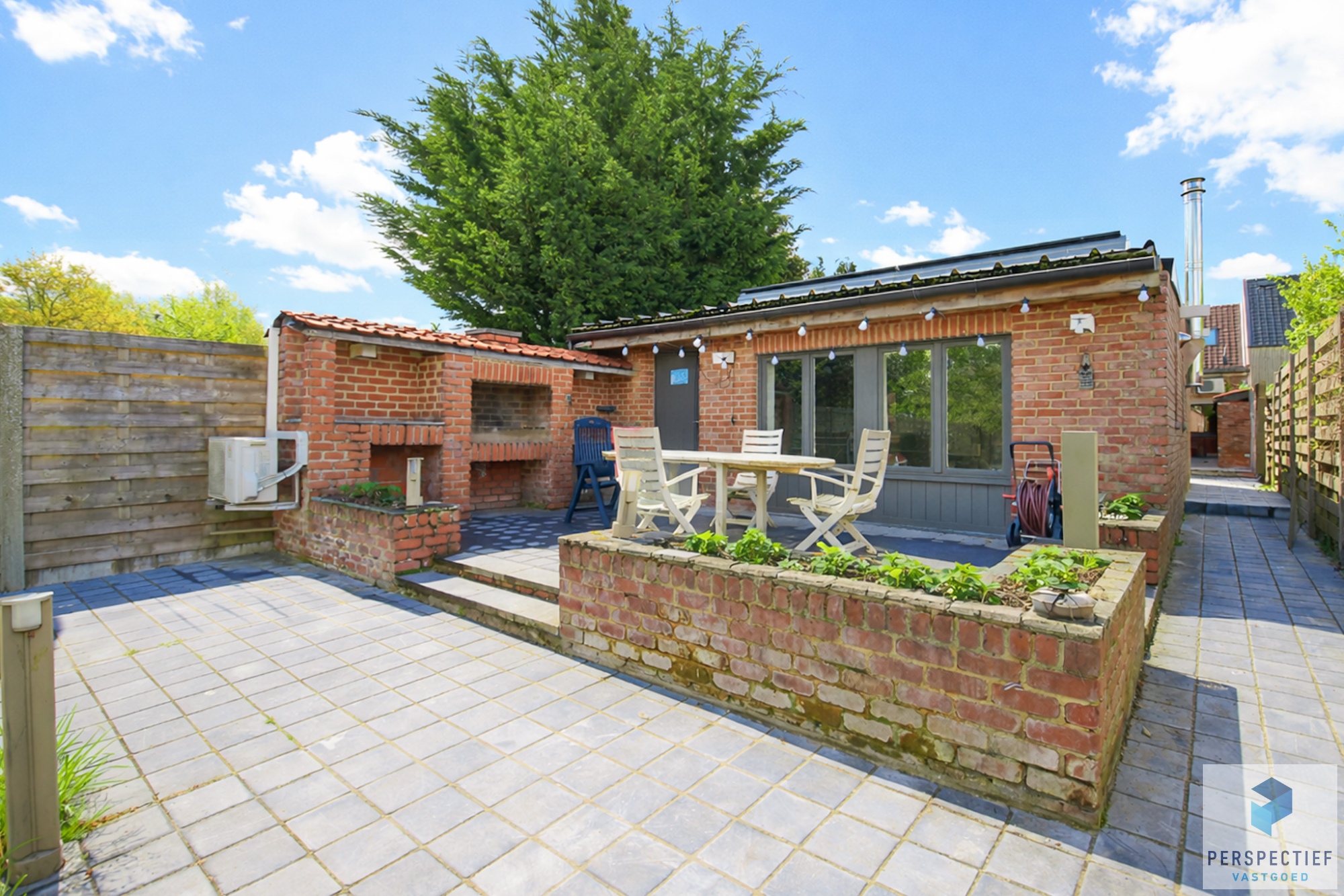 BEZOEKMOMENT WOENSDAG 29/03 VAN 16U TOT 18U | Ruime woning met tuin, kleine weide &amp; bijgebouw gelegen in landelijke omgeving in Oedelem op  1 365 m² - foto 5