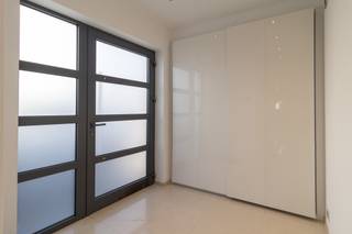 Discover this recent and ultra-modern home located in the heart of Nossegem (Zaventem) – a rare opportunity for anyone looking to combine...