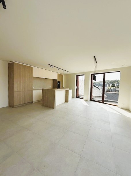 Exclusieve penthouse in residentie Klaver met luxe, ruimte en zon in het hart van Lummen - photo 2