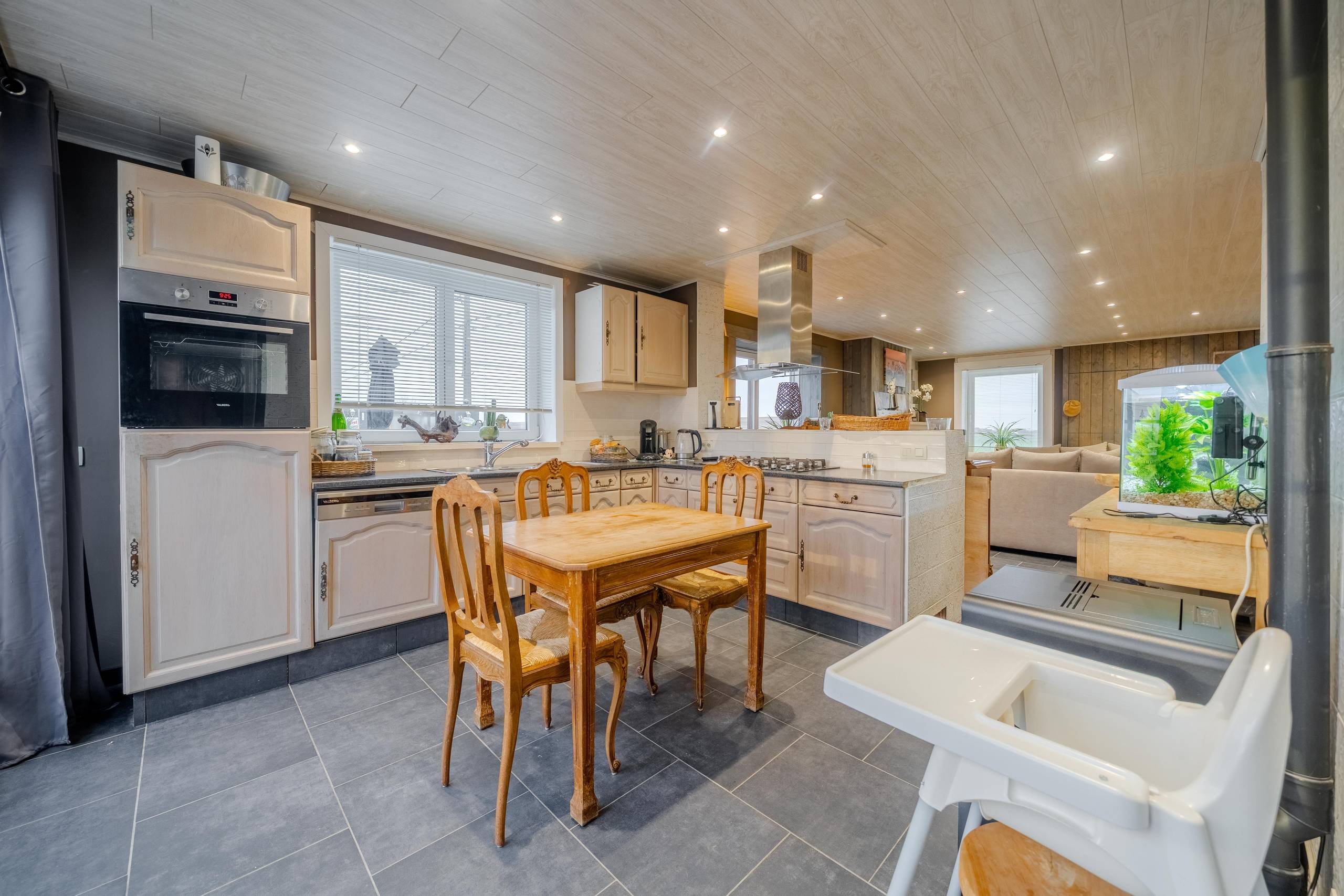 Gerenoveerde halfopen woning met bijgebouw in Langemark - foto 5