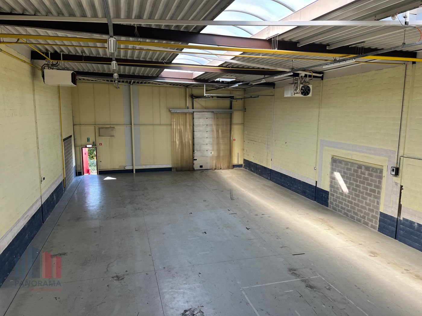 SME unit with 318 m² of storage and 130 m² of office - photo 4