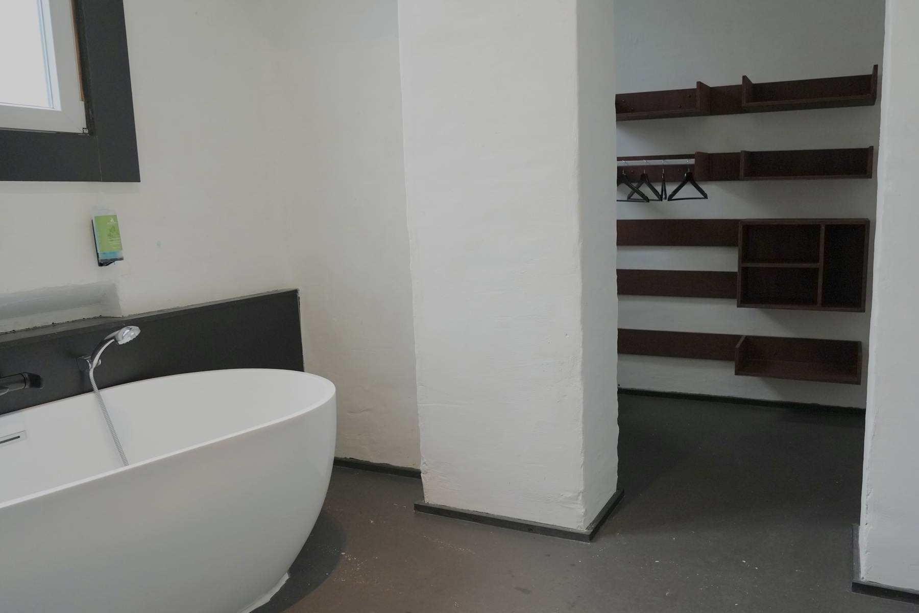 1 slaapkamerappartement met ensuite badkamer - foto 5