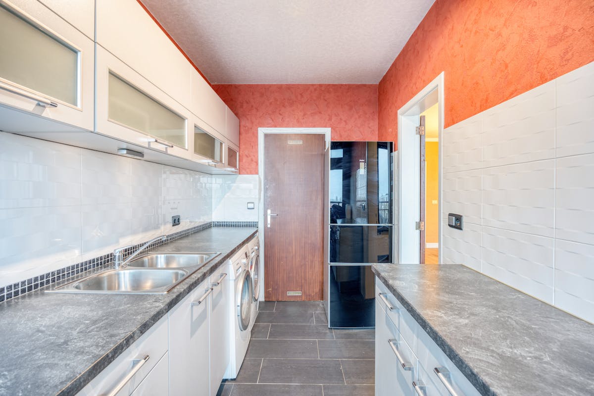 Appartement met 2 slaapkamers te koop in het hart van Wilrijk - foto 4