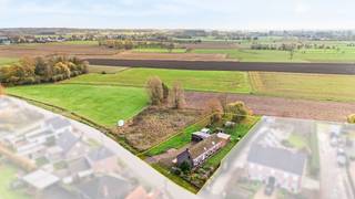 FOR SALE IN URSELWelcome to Vrekkemstraat 61 in picturesque Ursel.This beautifully situated plot is located in agricultural land. The existing...