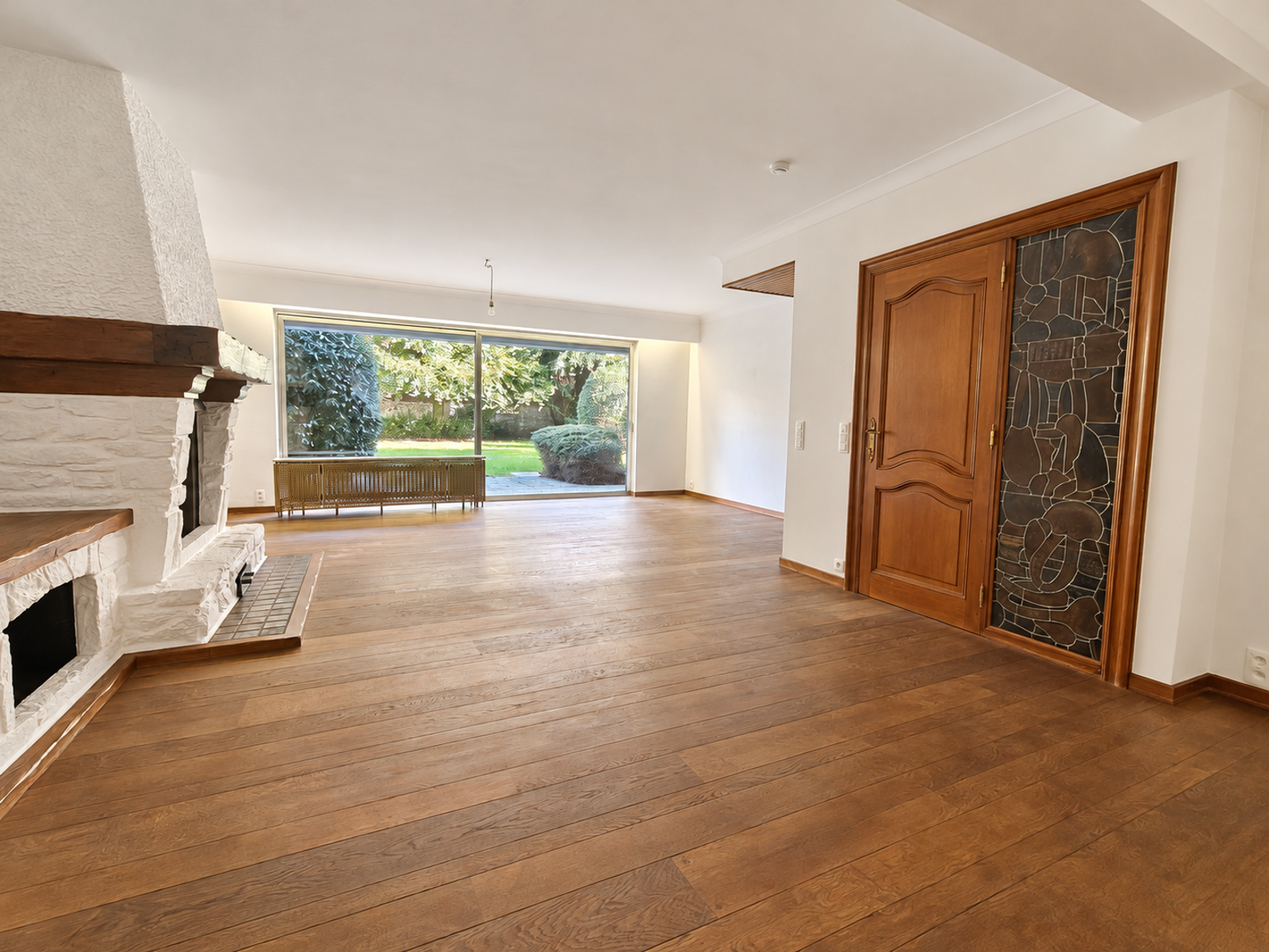 Ruim gelijkvloers app. ca. 160m² met riante tuin te Berchem - foto 4