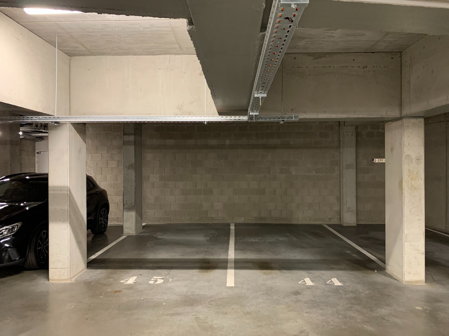 Ondergrondse parkeerplaats(en) te huur onder het Marktplein in Harelbeke - foto 3