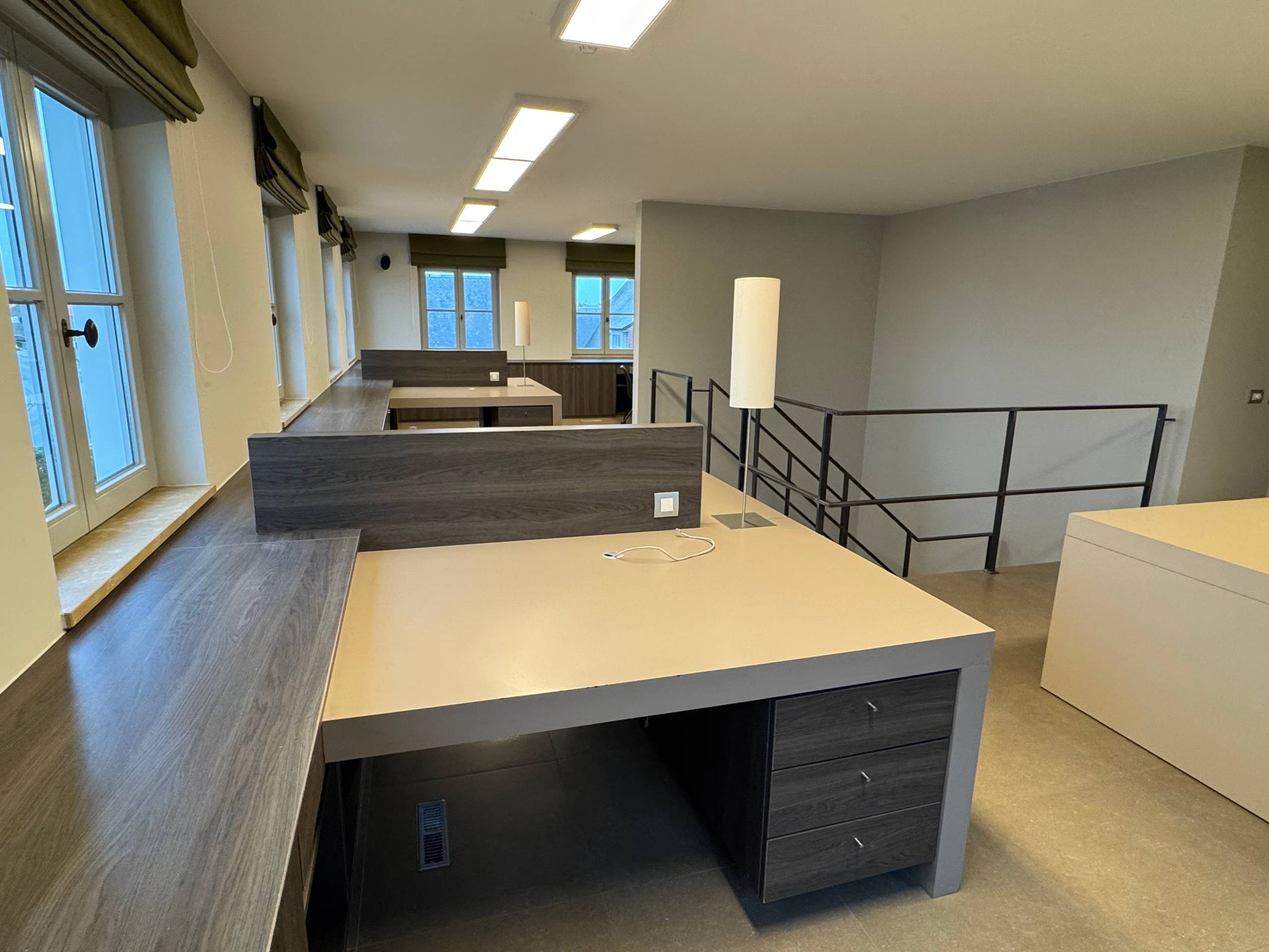 Stijlvolle kantoorrruimte te huur in het centrum van Wingene - foto 3