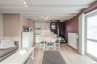 Cette charmante propriété à Middelkerke offre une solution idéale pour ceux qui recherchent une maison de vacances compacte, bien aménagée et...