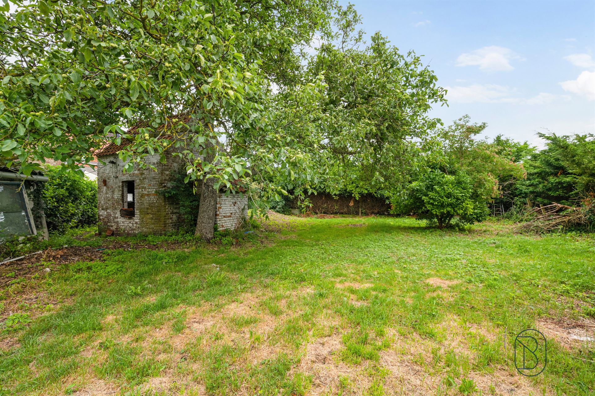 Maison authentique à rénover ou à démolir - photo 3