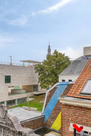 Bienvenue dans ce charmant appartement une chambre, idéalement situé au cœur vibrant de Louvain, au 5a Savoyestraat.Situé au troisième étage d’un...
