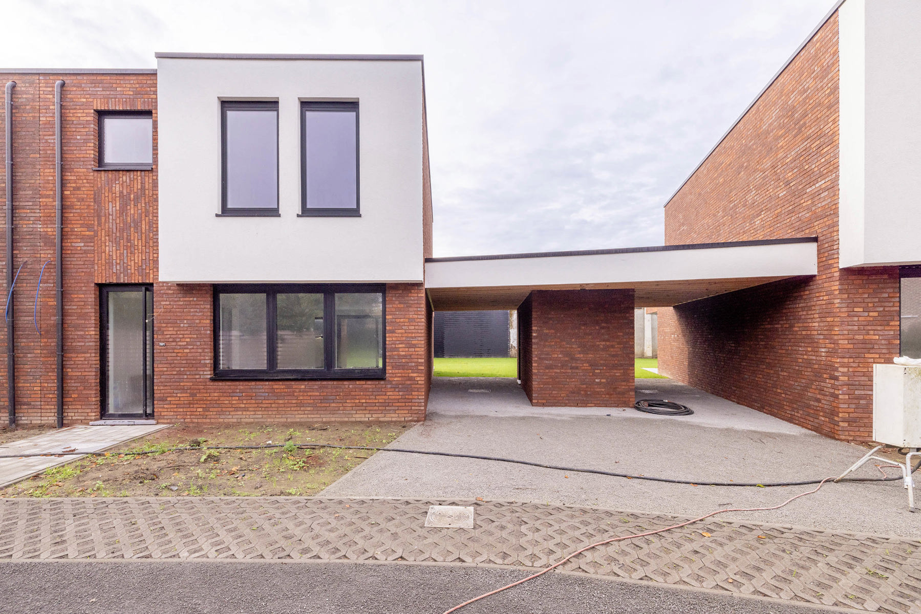 Semi-casco nieuwbouwwoning nabij centrum Nijlen met o.a. 3 slpks - foto 3