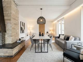TE KOOP: KARAKTERVOLLE VILLA MET RENOVATIEPOTENTIEELBen je op zoek naar een woning met charme én ruimte voor jouw eigen creativiteit? Deze...