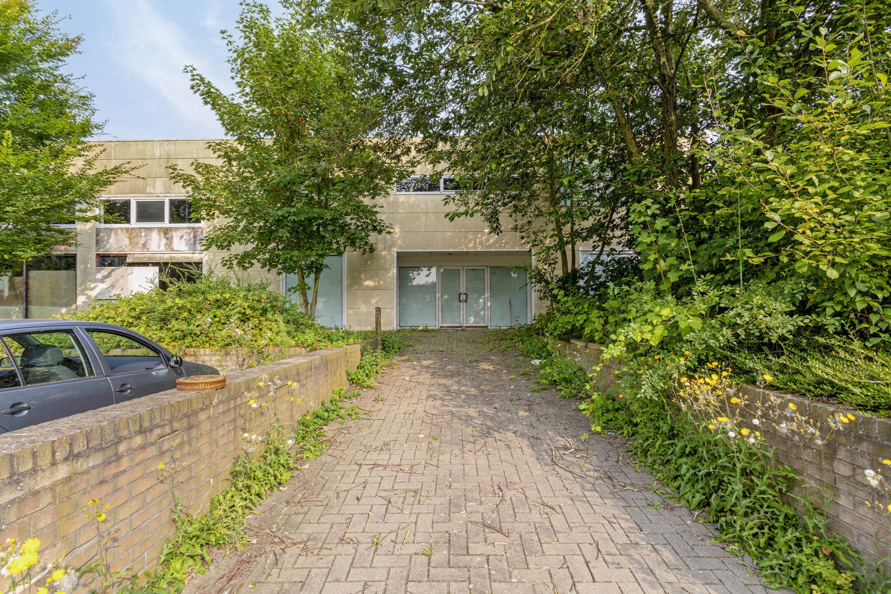 Strategisch gelegen terrein van 29a met multifunctionele loods - foto 1