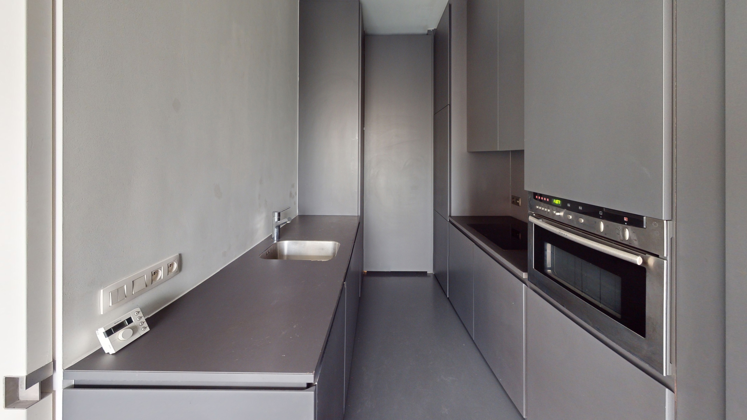 ANTWERPEN - Zonnige loft nabij Theaterplein - foto 5