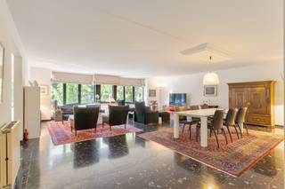 Uitzonderlijk ruim en stijlvol appartement (227 m²) met 3 slaapkamers aan de Boulevard – MolLuxe wonen in alle rust en stijlIn een exclusief en...