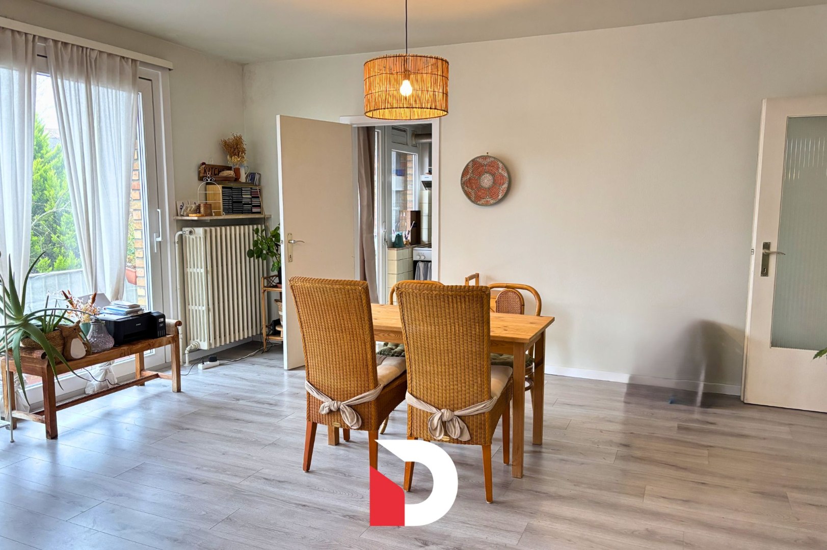 Ruim appartement op 1ste verdiep met 2 slaapkamers te Kristus-Koning - foto 2