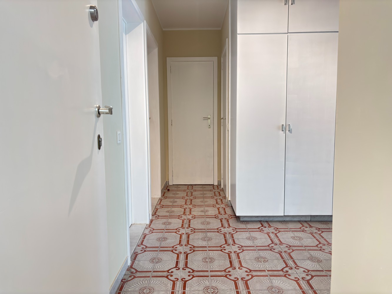 Energy-efficient 2-bedroom apartment with sun terrace and garage box in Heverlee! - photo 2