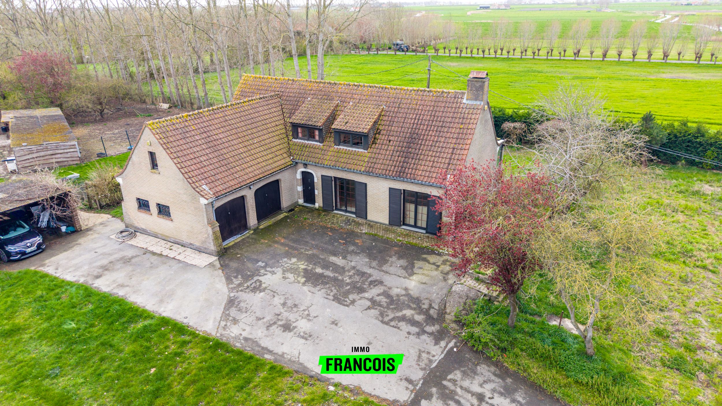 Prachtig landhuis met uitgestrekte weides en veel potentieel in Leffinge - foto 4