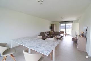 Energiezuinige nieuwbouwwoning te huur gelegen langs de Albert Biesbrouckstraat te Roeselare.Deze woning beschikt over alle nodige hedendaagse...