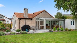 Tremelo deelgemeente Baal - Rustig gelegen op 19 are 58 ca met mooie aangelegde tuin en terrassen. Zuid georiënteerd.Omvat: alles gelijkvloers:...